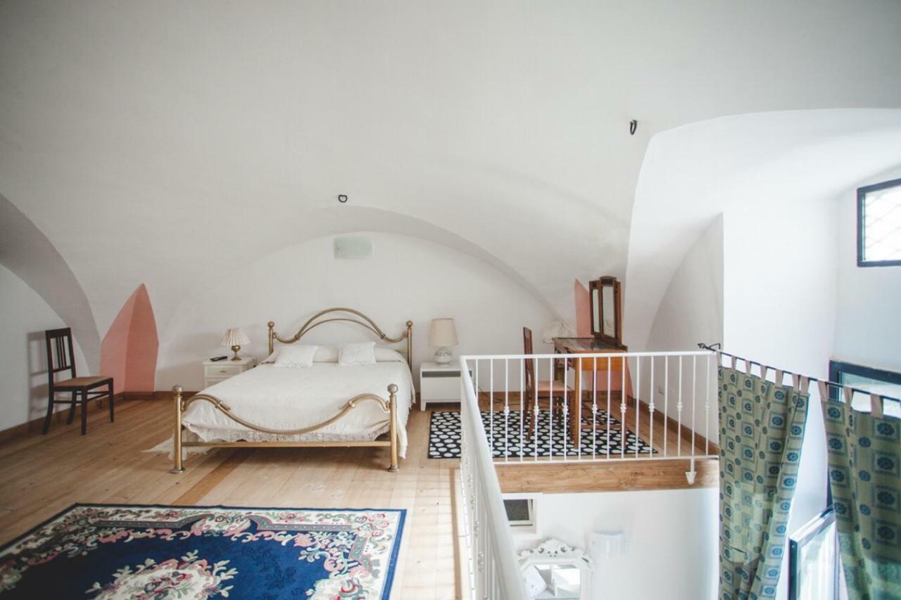 La Casa Dei Nonni Leilighet Irsina Eksteriør bilde