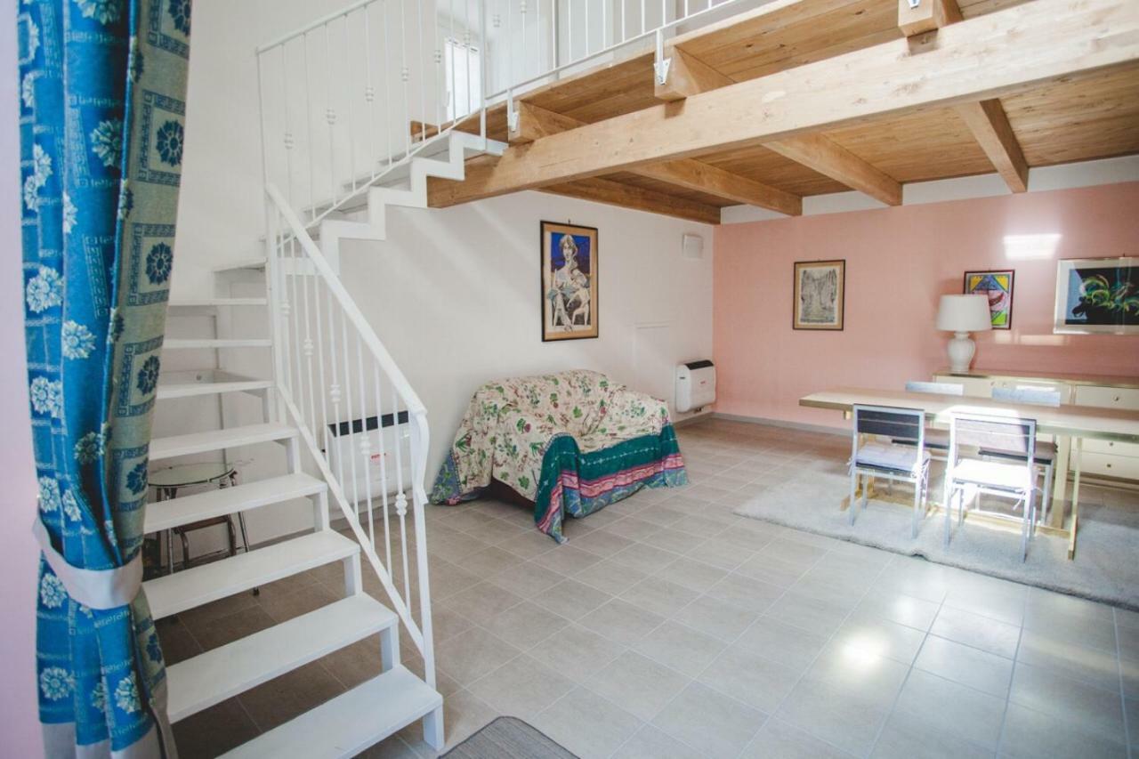 La Casa Dei Nonni Leilighet Irsina Eksteriør bilde